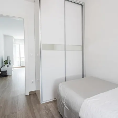 New Modern 