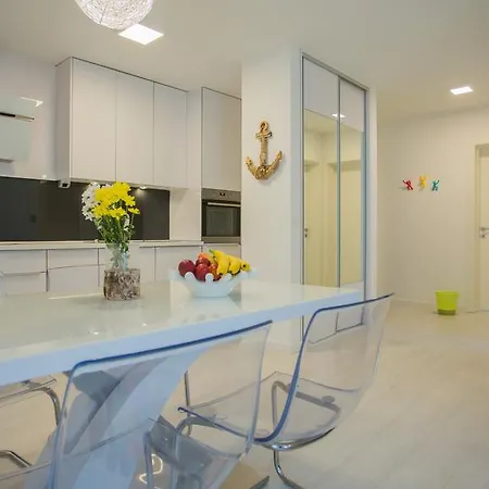 New Modern 